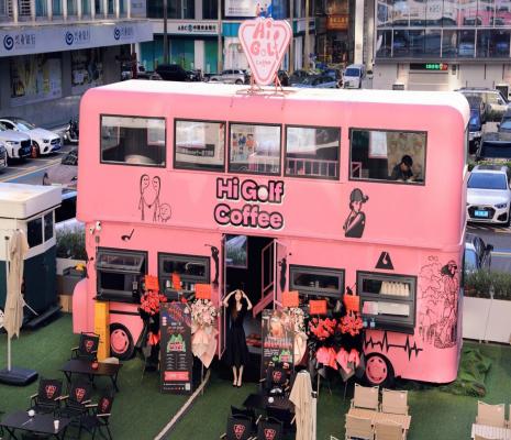 深高邊上的活力新?lián)c！深圳HIGOLF用社交與科技讓室內(nèi)高爾夫更年輕