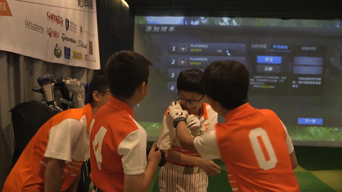 玩鬧嬉戲，親密無間.png